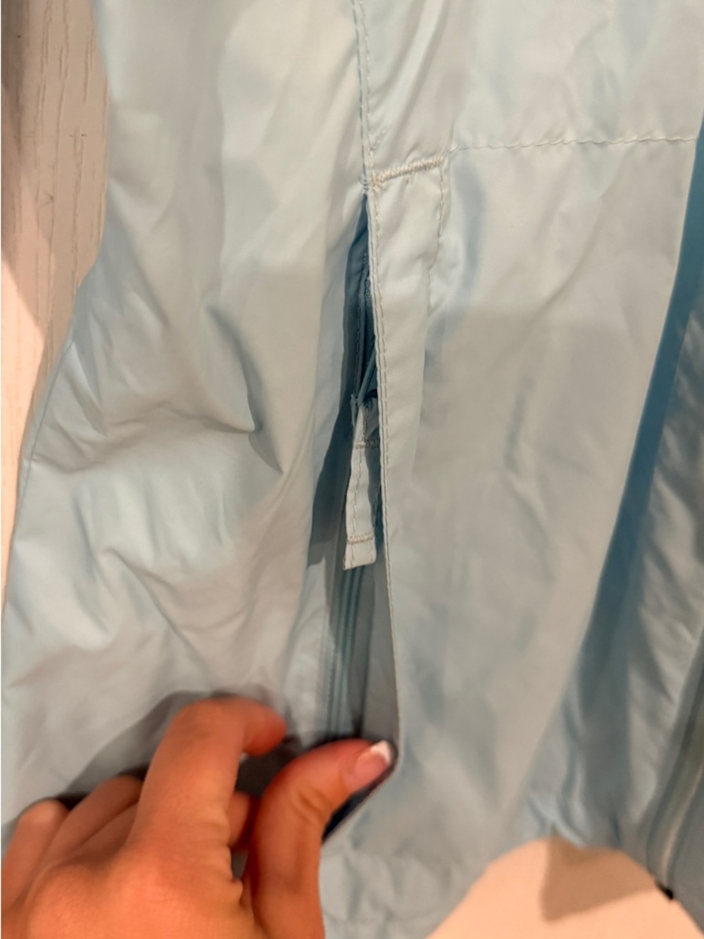 Columbia Light Blue Hooded Packable Windbreaker Jacket - Picture 9 of 12